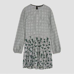 Zara CHECKED MINI DRESS WITH EMBROIDERY Size Large
